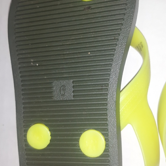 EUC Bundle Toddler Boys Flip Flop Sandals 3 Sets - Picture 11 of 14